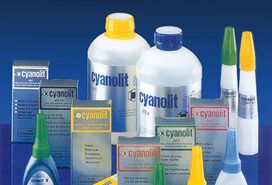 Packshot of the cyanolite instant adhesives for the industry from Panacol | © Panacol