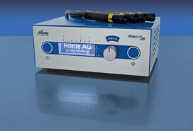 UV Spot lamp bluepoint LED eco to cure adhesives | © Honle