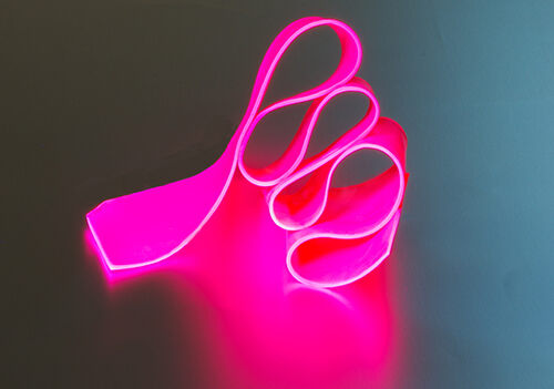 fluorescent PEN adhesive Vitralit UV 4802 dosed as serpentine strip