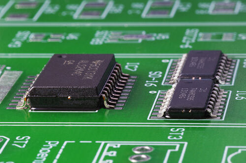 black underfill Structalit 8202 from Panacol under Flip Chip on PCB